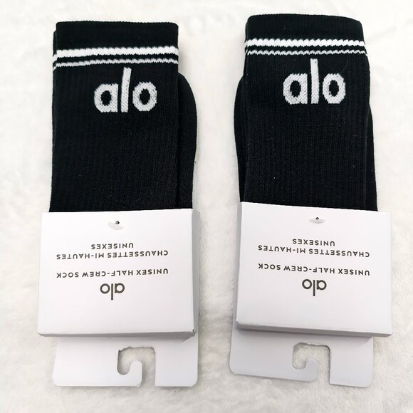 ALO Yoga Accessories - 💜NWT💜 ALO Yoga Socks 2 Pairs